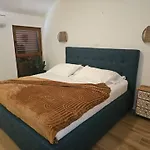 Lovor شقة زاتون