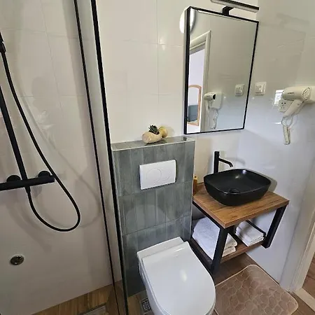 Lovor Apartment *