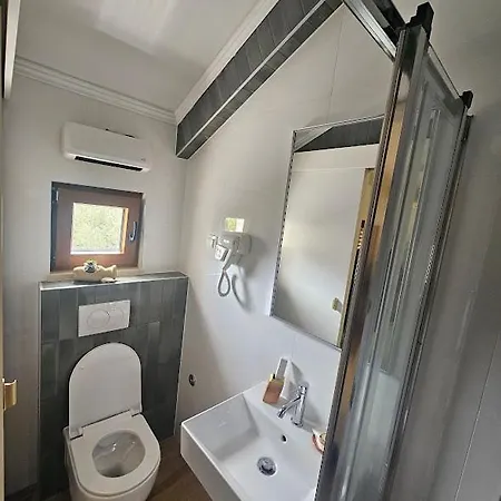 Apartment Lovor *