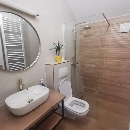 Lovor * Zaton (Dubrovnik-Neretva)